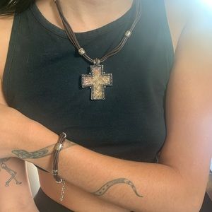 Women’s Premier Designs necklace & bracelet